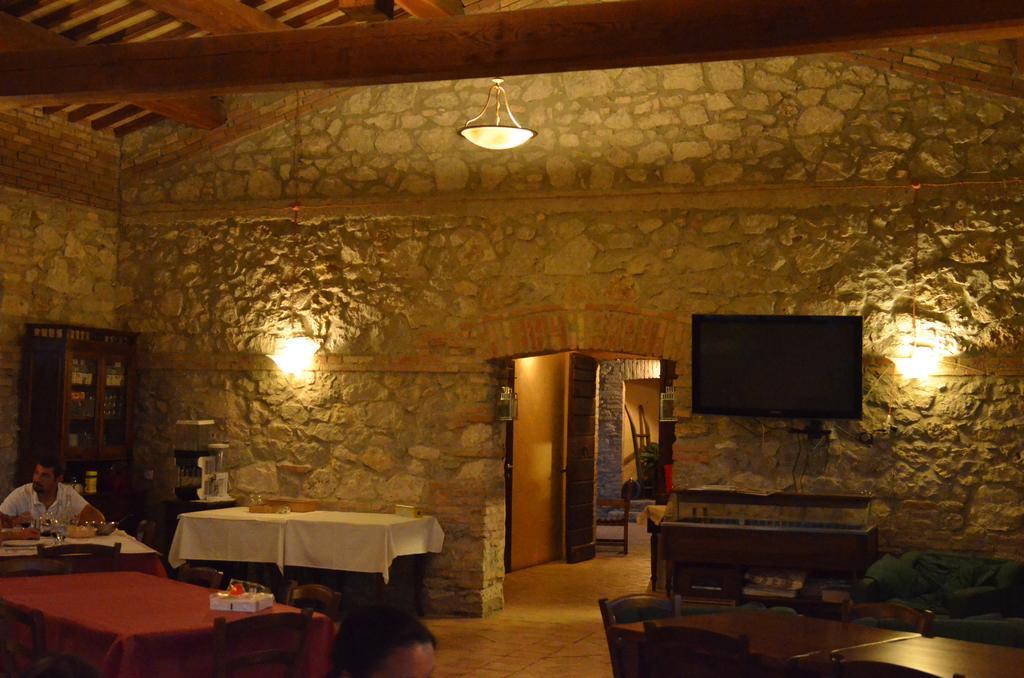 Agriturismo Terre Di Musignano Canino Bagian luar foto