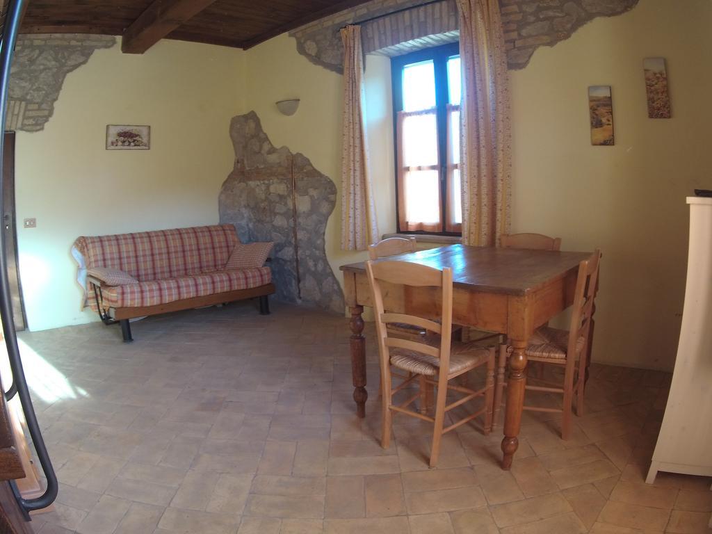 Agriturismo Terre Di Musignano Canino Bagian luar foto